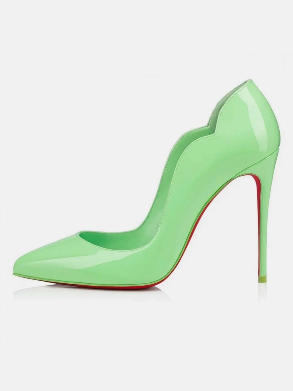 The Hot Chick Heel